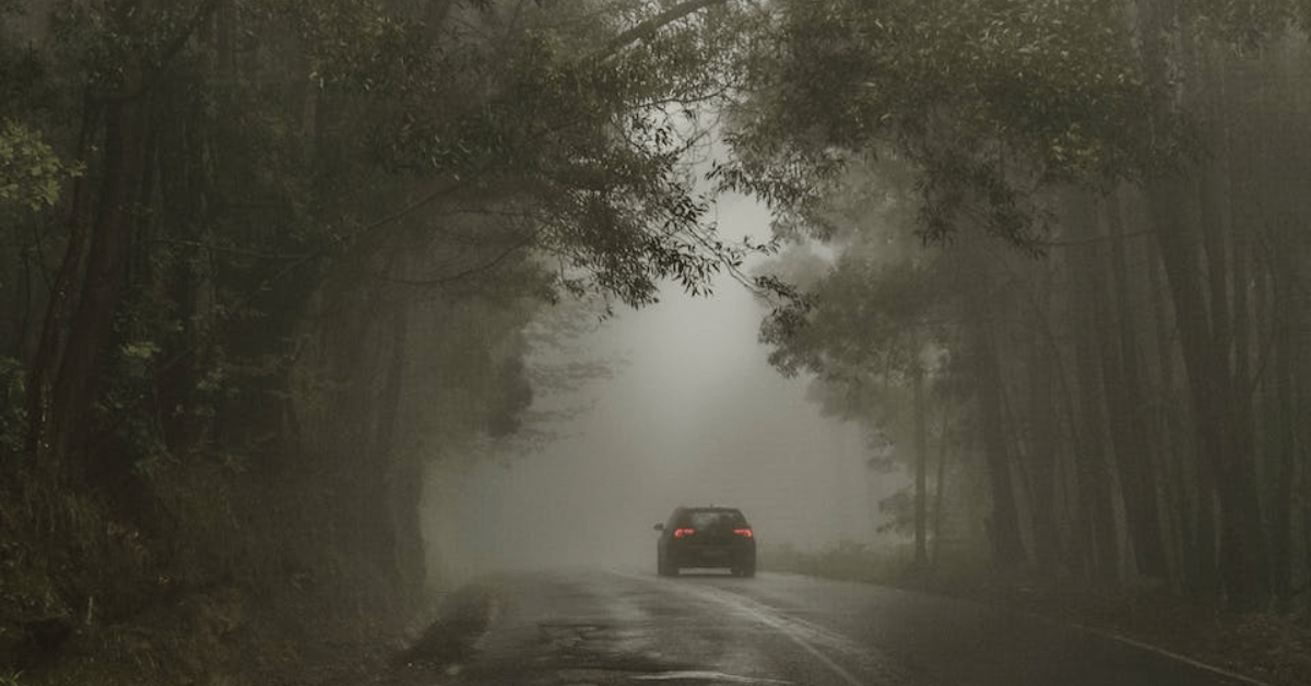 Spray Or Fog Rooms, Tents And Vehicles On The Road.